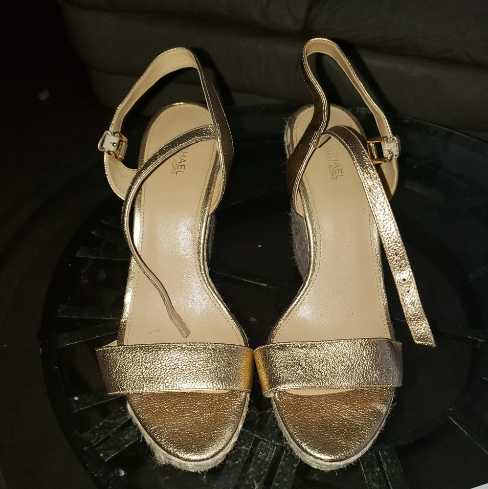 Michael Kors wedge obo